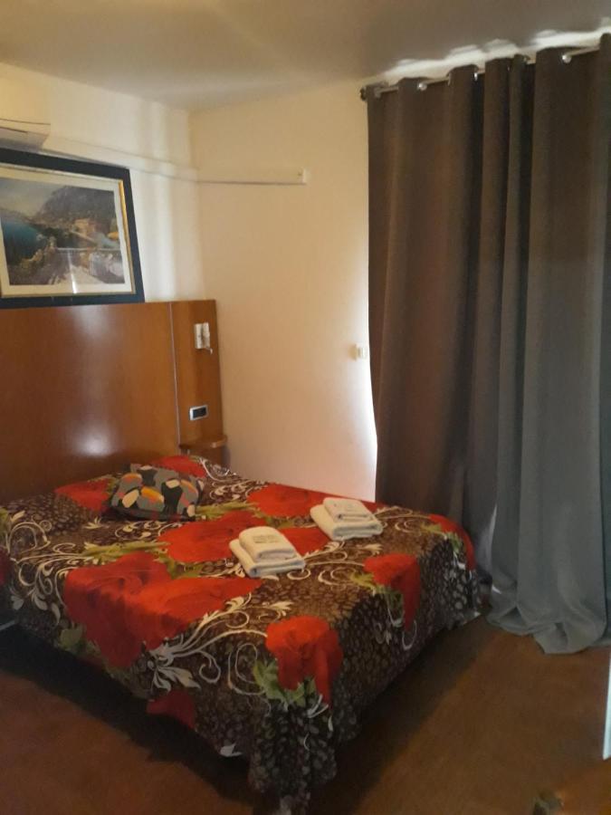 Hostal Can Salvado Cambrils Zewnętrze zdjęcie